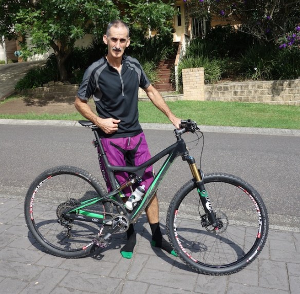 Love the colour of these shorts (don't you?) and they are soooo comfortable to ride in. They were given to me by a very generous car pool buddy, who may well of said, "Now wear these, get riding and shut up about your new bike!"