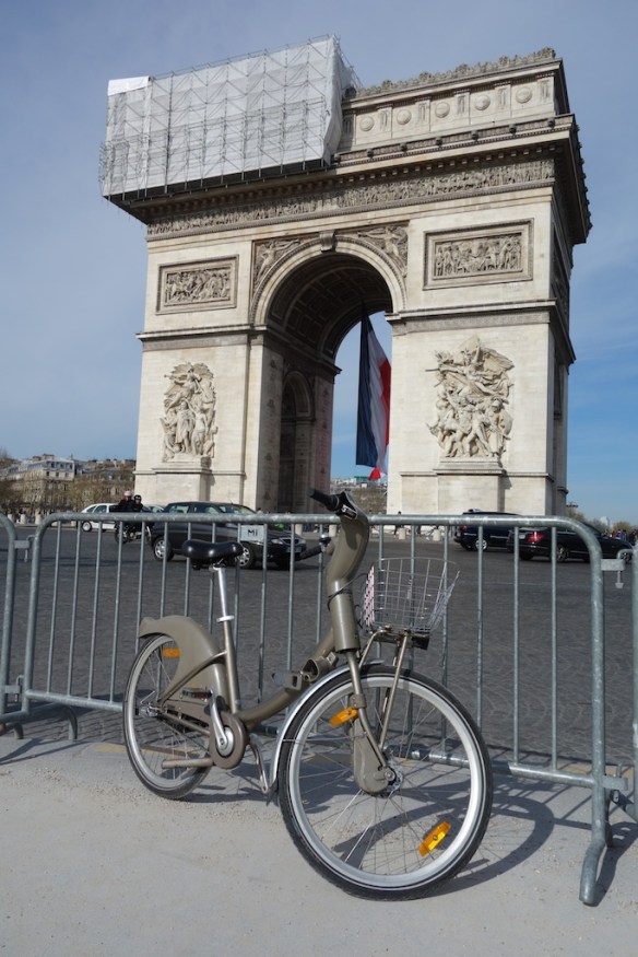 Paris huffie 7